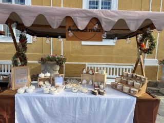 Děkuju všem, kdo se zastavil o víkendu na trhu na @zamek.kozel ❤️ Bylo to naprosto skvělé, všichni jste byli strašně milí...