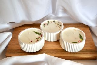 Jesmonite svíčky jste si opravdu oblíbili a já z toho mám obrovskou radost. Každou nádobku ručně vyrábím a společně s...